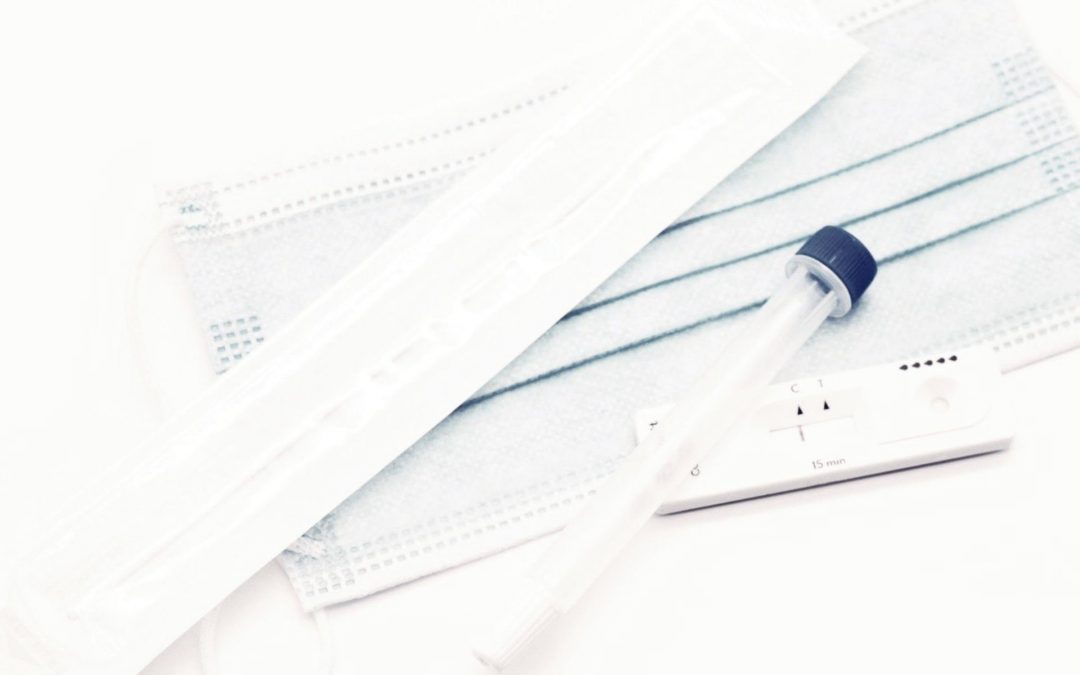 Distribuidores Farmacêuticos já distribuíram cerca de 100 mil autotestes COVID-19 às farmácias